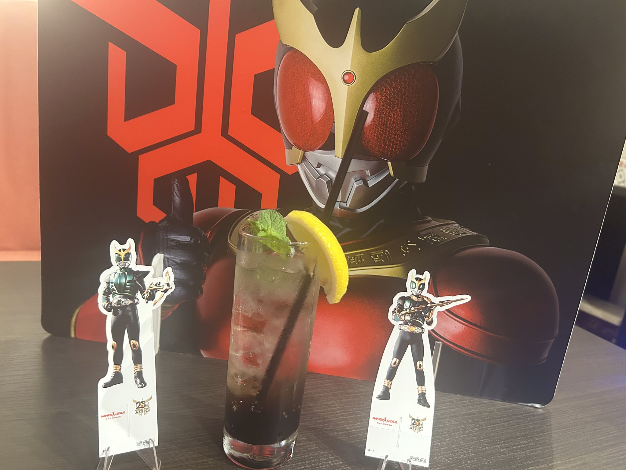 仮面ライダーザダイナー クウガ 25周年 テーブルマーカー セミコンプ 公式】仮面ライダーザダイナー on X: 