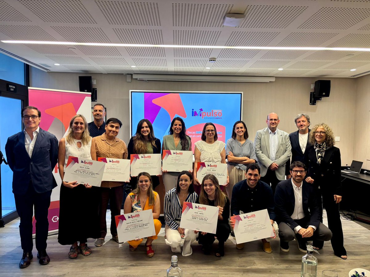 Big thanks to Chiesi and the committee for recognizing our projects in liver transplantation. Grateful and motivated to keep pushing forward!  #Impulso <a href="/Chiesi_es/">Chiesi España & Portugal</a>
<a href="/DigestivoPdH/">Digestivo Puerta de Hierro</a> <a href="/DrJLCalleja/">Jose Luis Calleja</a>
