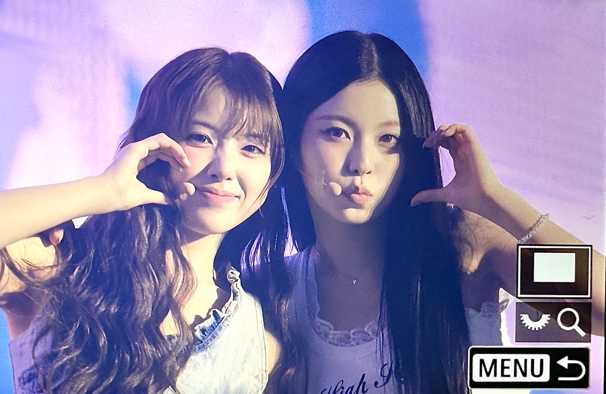 413Lovable's tweet image. 250712 🐶🐱 #지우 #JIWOO #규진 #KYUJIN #엔믹스 #NMIXX
