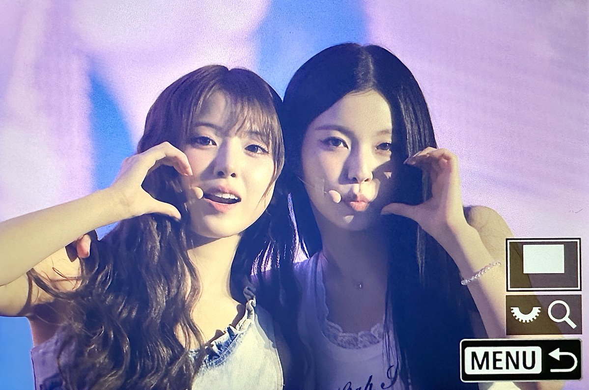 413Lovable's tweet image. 250712 🐶🐱 #지우 #JIWOO #규진 #KYUJIN #엔믹스 #NMIXX