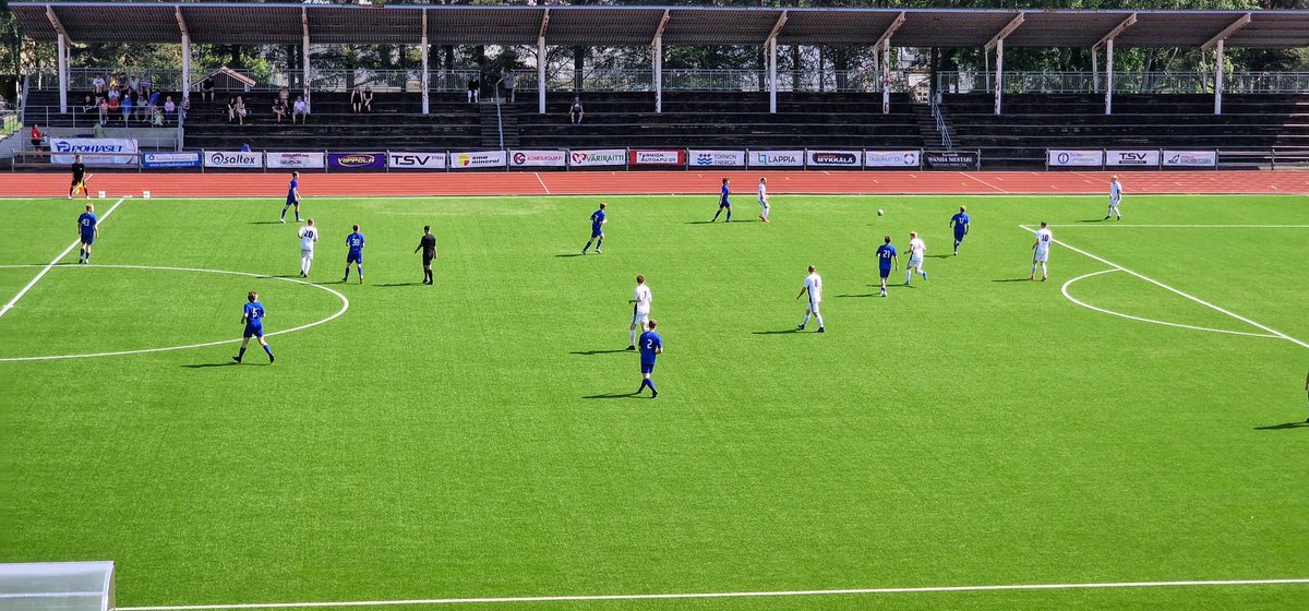 JensLindmark's tweet image. Sommaruppehåll i svenska fotbollen, men på andra sidan gränsen fortsätter man köra på. Dubbla matcher i Torneå idag, först stadsderby mellan TOJK och ToTa i finska div 5.