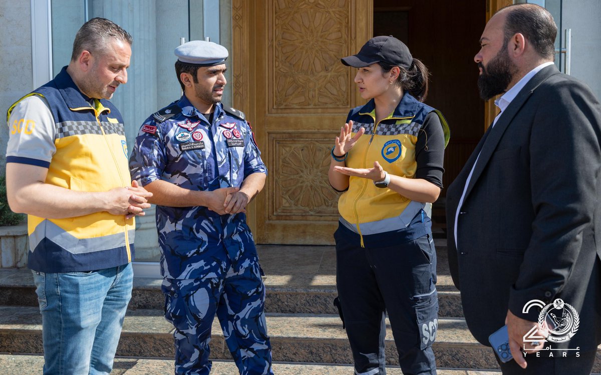 isf_qat's tweet image. بناءً على توجيهات حضرة صاحب السمو الشيخ تميم بن حمد آل ثاني، أمير البلاد المفدى (حفظه الله)، وصلت إلى مطار حلب الدولي في الجمهورية العربية السورية الشقيقة، مجموعة البحث والإنقاذ القطرية الدولية التابعة لقوة الأمن الداخلي (لخويا) .
#لخويا