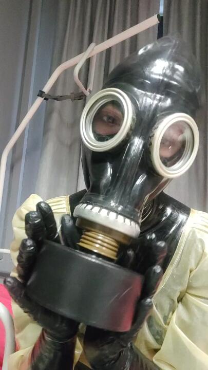 I just sold a video on #realloyalfans. Take a look here: tinylf.com/vgY9vCMCYiGkBl…