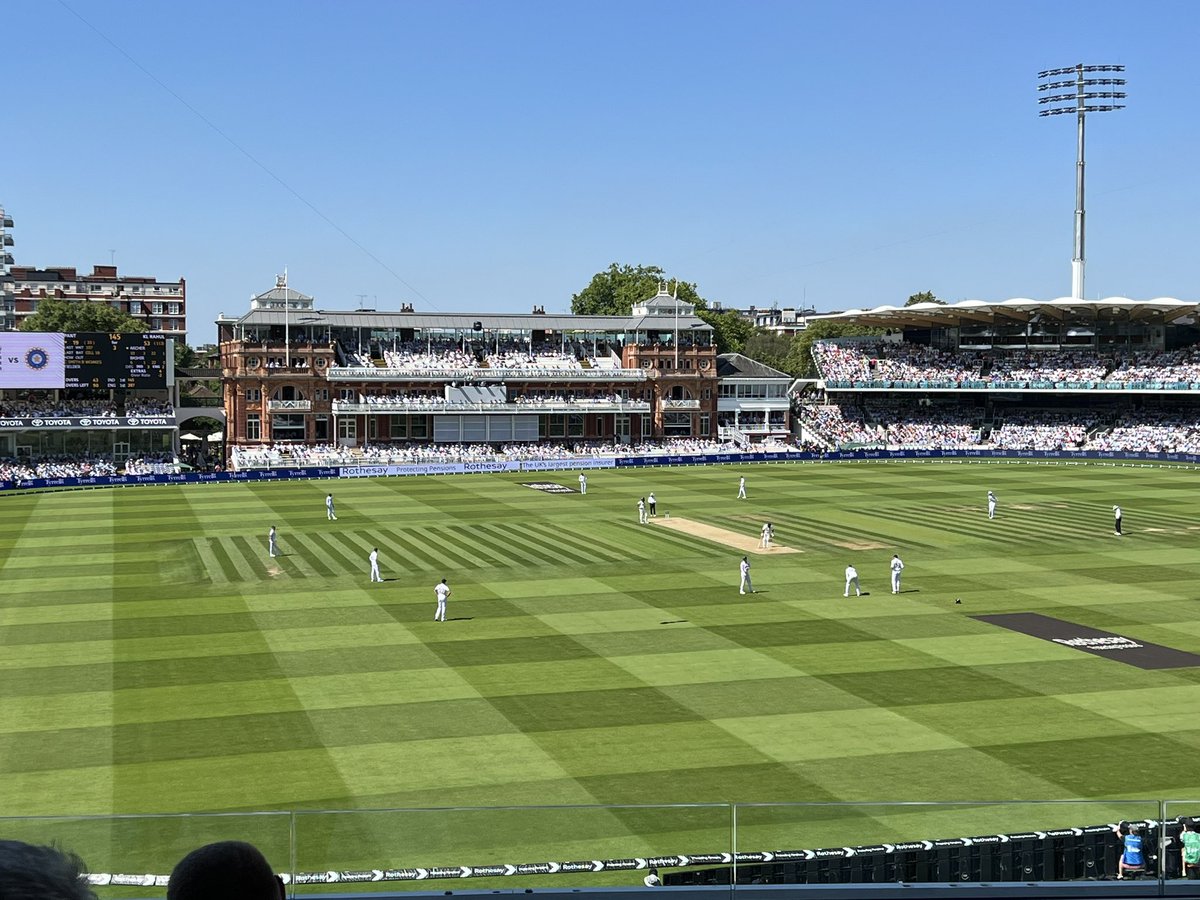 Sanjay Popat (@drsanjaypopat) on Twitter photo A hot July Saturday in London
Nothing like a great day <a href="/MCCOfficial/">Marylebone Cricket Club</a>
Set up for a great match and a superb day’s play
#INDvsENG A hot July Saturday in London
Nothing like a great day <a href="/MCCOfficial/">Marylebone Cricket Club</a>
Set up for a great match and a superb day’s play
#INDvsENG