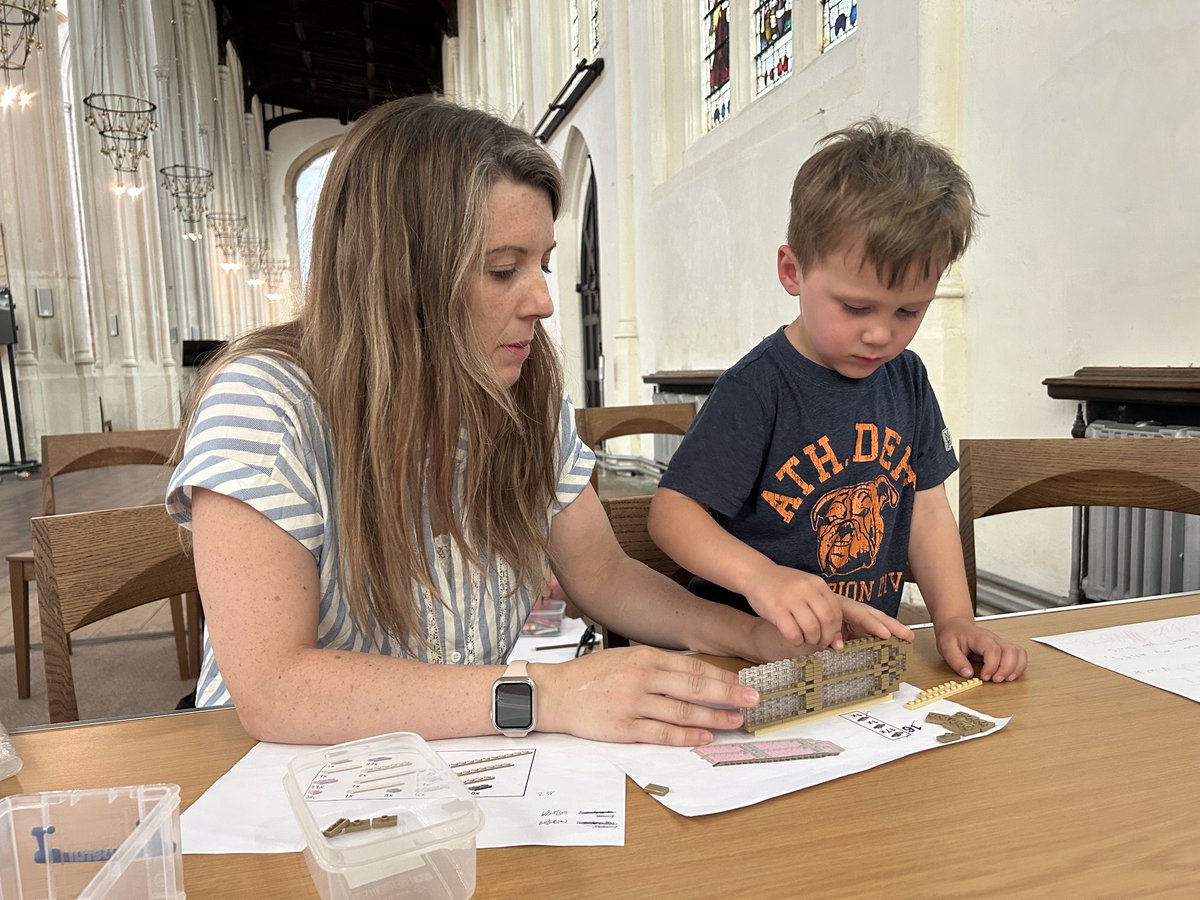 stedscath's tweet image. Are you and your family LEGO fans? Why not club together and buy a module to add to the LEGO Cathedral build? Debbie and Andy recently celebrated a birthday by building a tower window with their grandchildren and had a lot of fun creating together! Email visits@stedscathedral.org