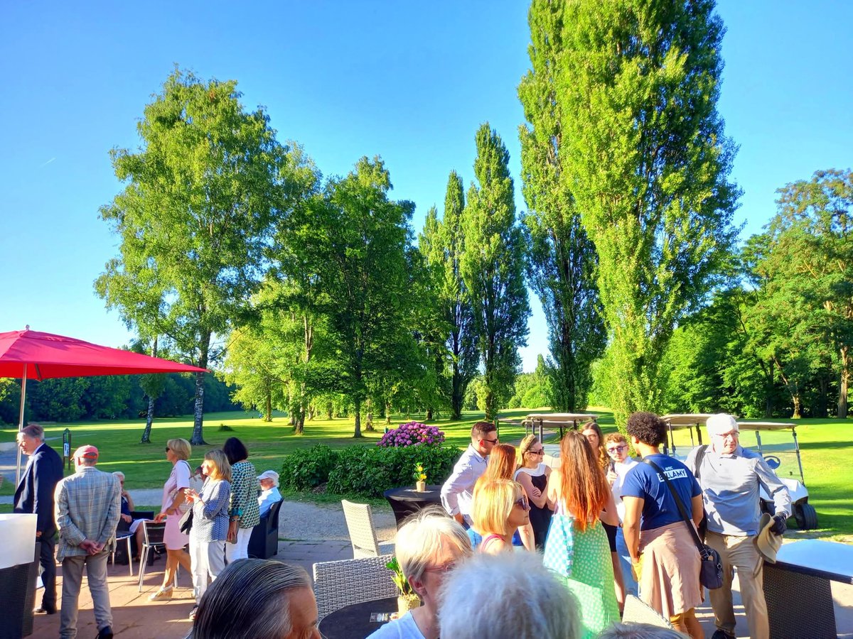Benoit Naous, PhD (@bnaous) on Twitter photo Vendredi 11 juillet, c’était la fête de la fédé <a href="/LRepublicains76/">LesRepublicains76</a> !
Un moment convivial qui était l’occasion parfaite de fédérer et de mobiliser pour l’avenir, le tout dans une belle ambiance d’été✅️
Unis, déterminés et tournés vers l’action !
Bel été à toutes et à tous ! 😊🇫🇷 Vendredi 11 juillet, c’était la fête de la fédé <a href="/LRepublicains76/">LesRepublicains76</a> !
Un moment convivial qui était l’occasion parfaite de fédérer et de mobiliser pour l’avenir, le tout dans une belle ambiance d’été✅️
Unis, déterminés et tournés vers l’action !
Bel été à toutes et à tous ! 😊🇫🇷