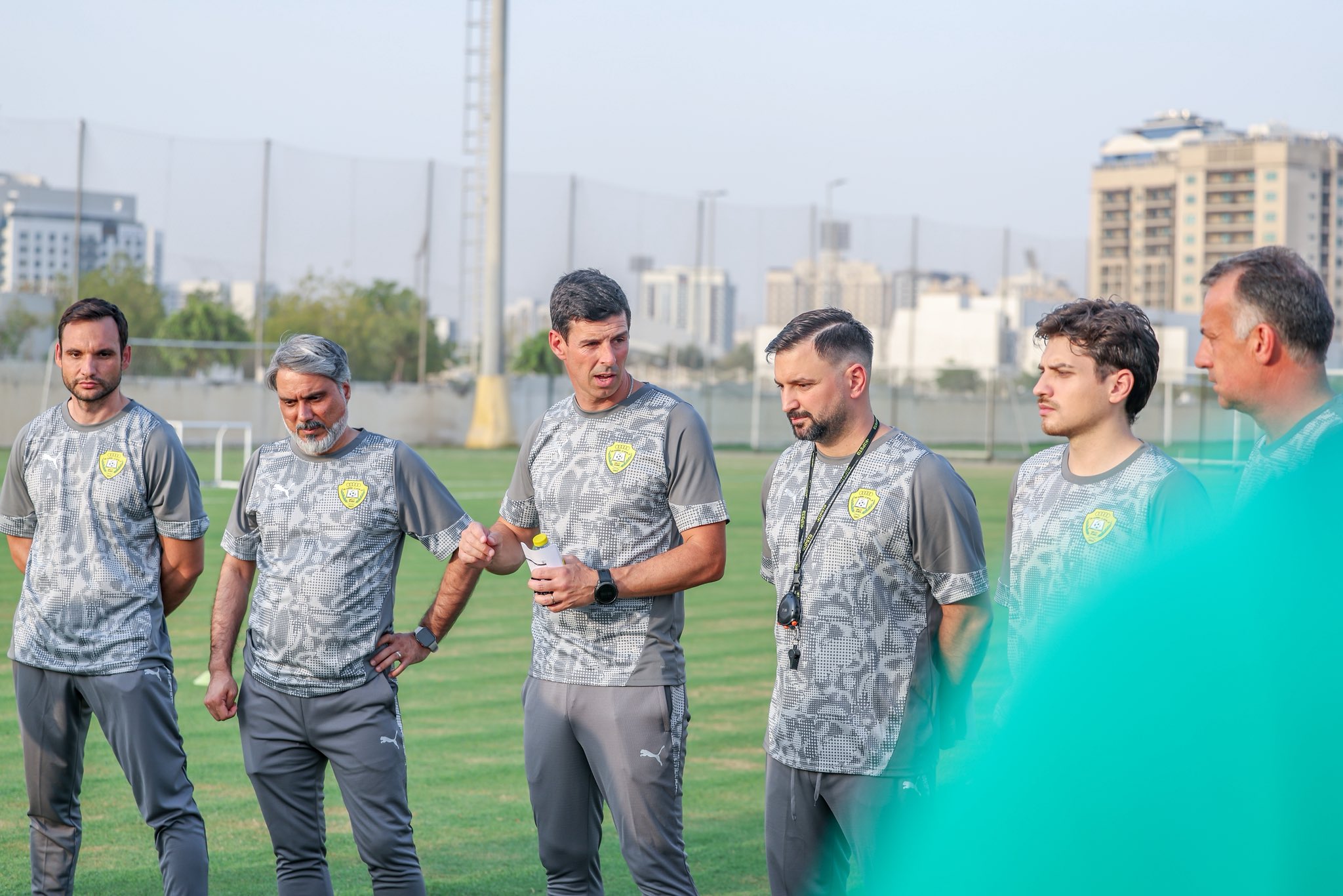 من تدريبات الوصل. (إكس) 