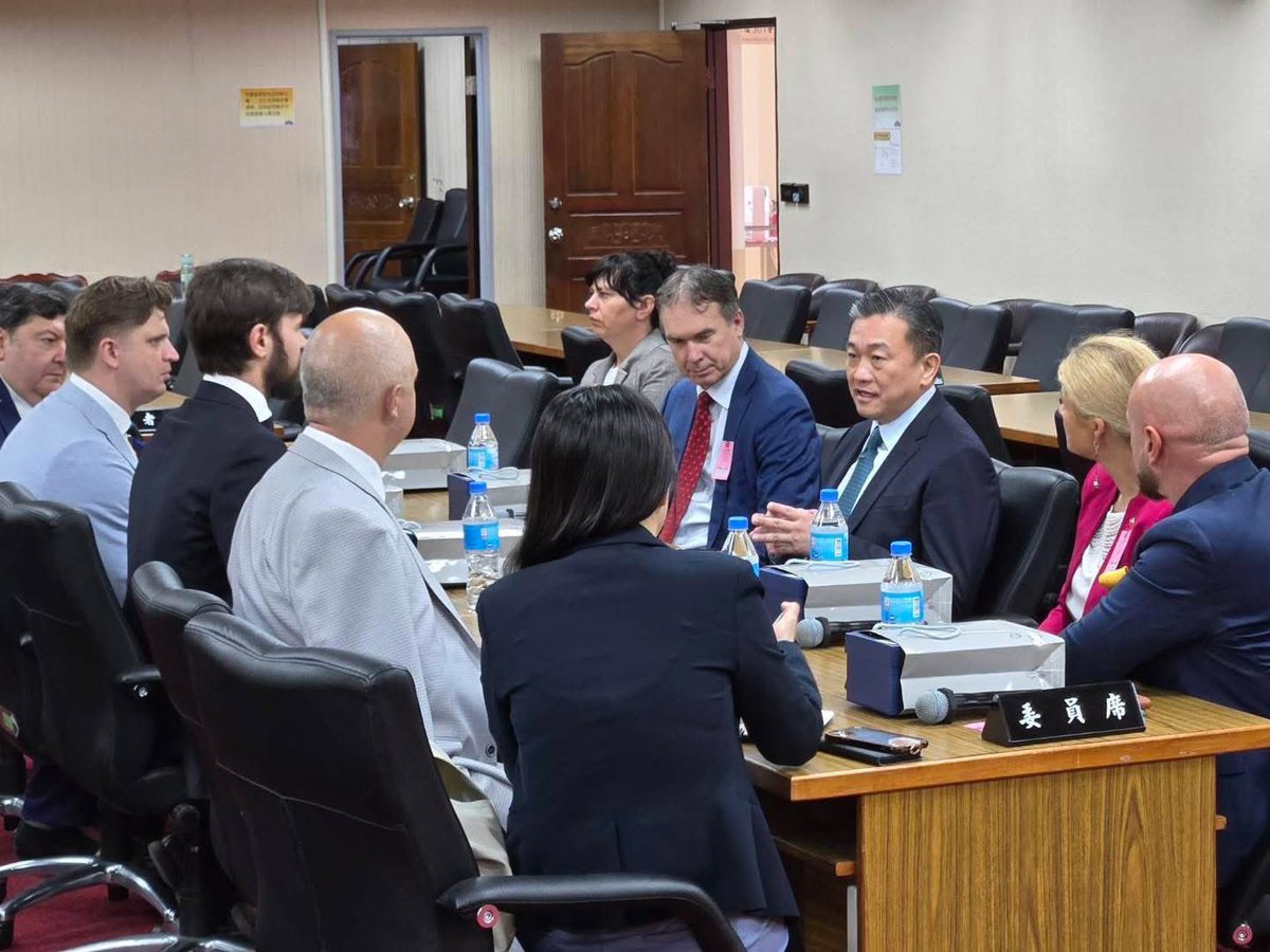 MPWangTingyu's tweet image. Delighted to welcome friends from Lithuania’s parliament yesterday at the Legislative Yuan. We had a warm reunion and meaningful talks on Taiwan-Lithuania trade and industry ties.