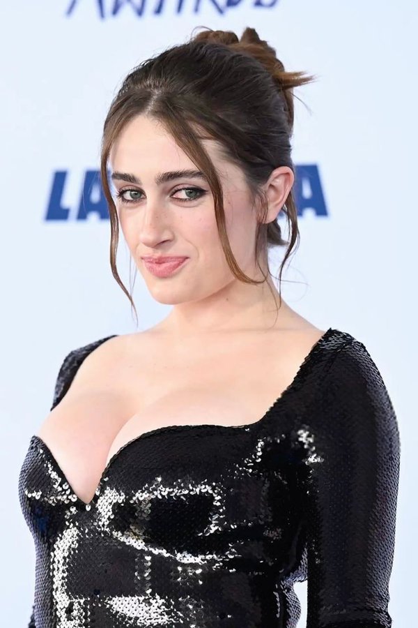 Gvpl1lkW4AAWuUC?format=jpg&name=900x900