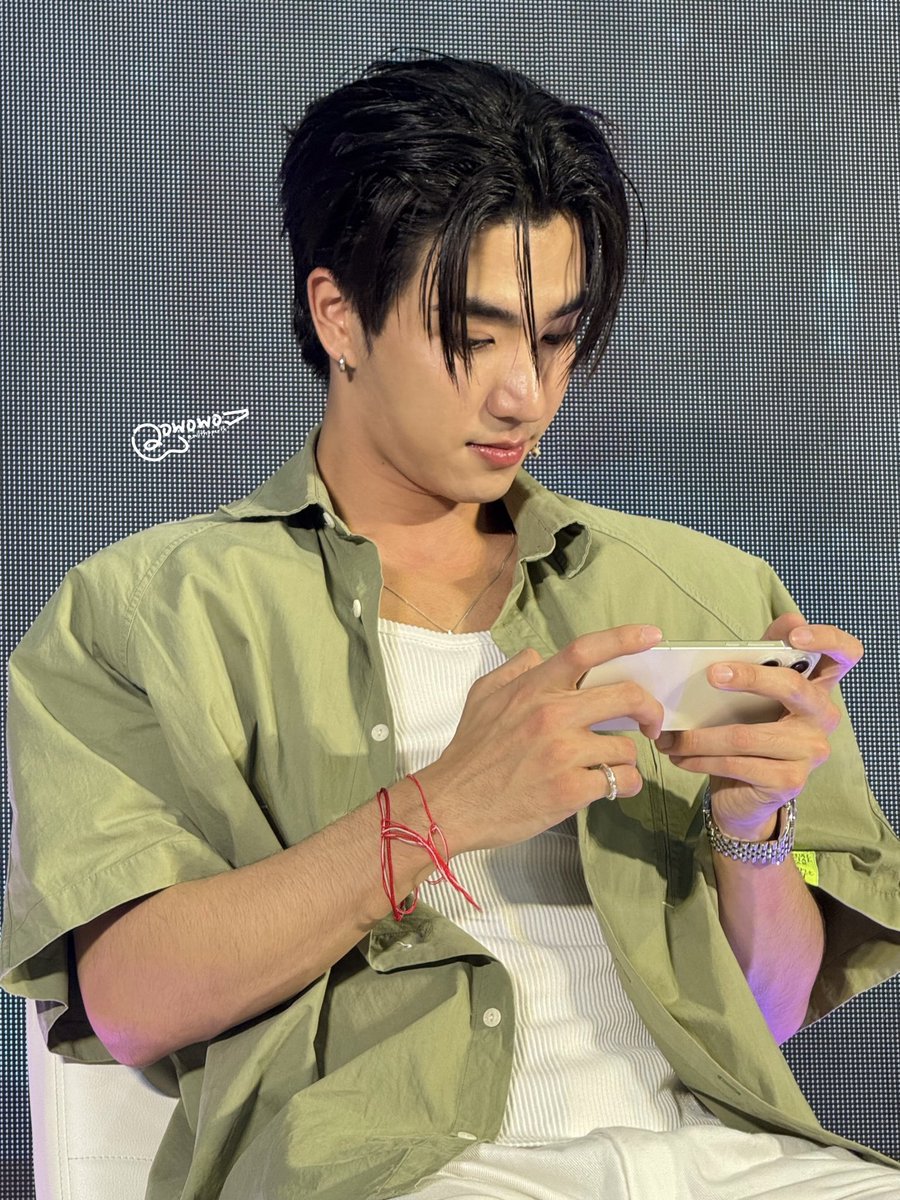 คิดถึงมากเลยคับเด็กเล็ก ✨

PERTHSANTA OPPO EVENT
#Reno14SeriesTHxPerthSanta