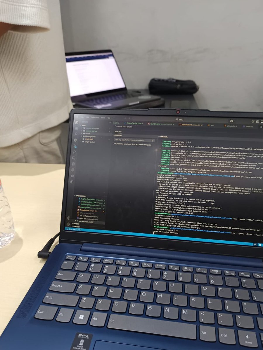 melimelimeli18's tweet image. Day 7 Kelas Rutin BlockDevId
Hari ini belajar ZK, install RUST di WSLnya.. :')