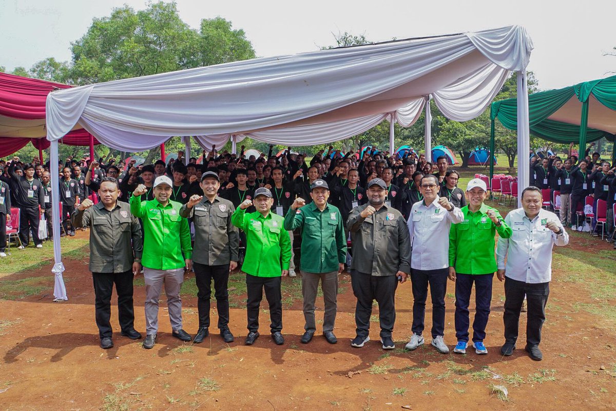 DPW PKB DKI JAKARTA (@dpwpkbjakarta) on Twitter photo Ketua DPW PKB DKI Jakarta <a href="/hasbipkb/">Hasbiallah Ilyas</a> membuka secara resmi Pendidikan Kader Badan Partai (DIKBAR) DKW Panji Bangsa DKI Jakarta di Bumi Perkemahan Ragunan
<a href="/DPP_PKB/">DPP PKB</a> <a href="/cakimiNOW/">A Muhaimin Iskandar</a>
#dikbar #panjibangsa #pkbdkijakarta Ketua DPW PKB DKI Jakarta <a href="/hasbipkb/">Hasbiallah Ilyas</a> membuka secara resmi Pendidikan Kader Badan Partai (DIKBAR) DKW Panji Bangsa DKI Jakarta di Bumi Perkemahan Ragunan
<a href="/DPP_PKB/">DPP PKB</a> <a href="/cakimiNOW/">A Muhaimin Iskandar</a>
#dikbar #panjibangsa #pkbdkijakarta
