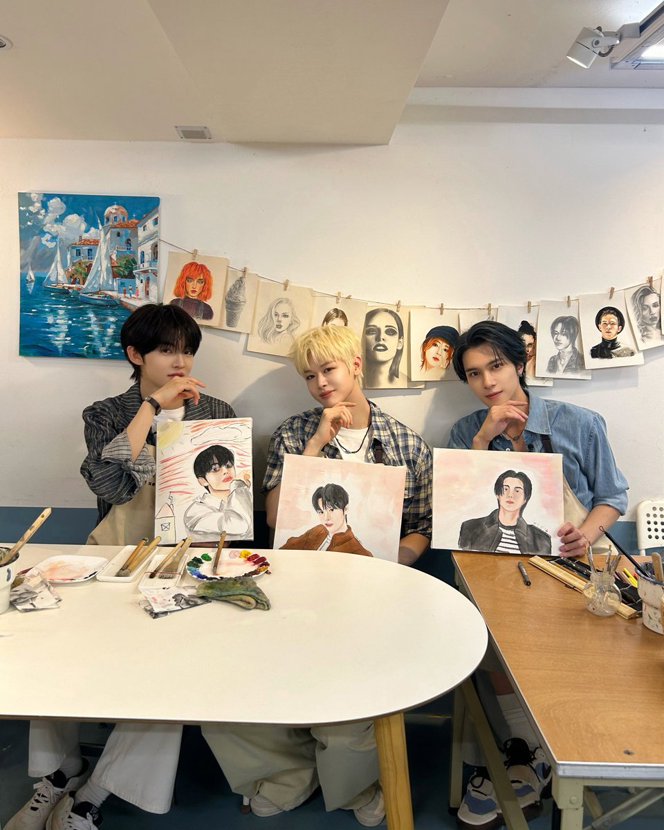 🎨🖌️

#HENDERY #黄冠亨 #헨드리  
#NCT #WayV #威神V  
#JEONMINWOOK #전민욱
#MAJINGXIANG #마징시앙 
#CLOSEYOUREYES #클로즈유어아이즈
#대신해드리
