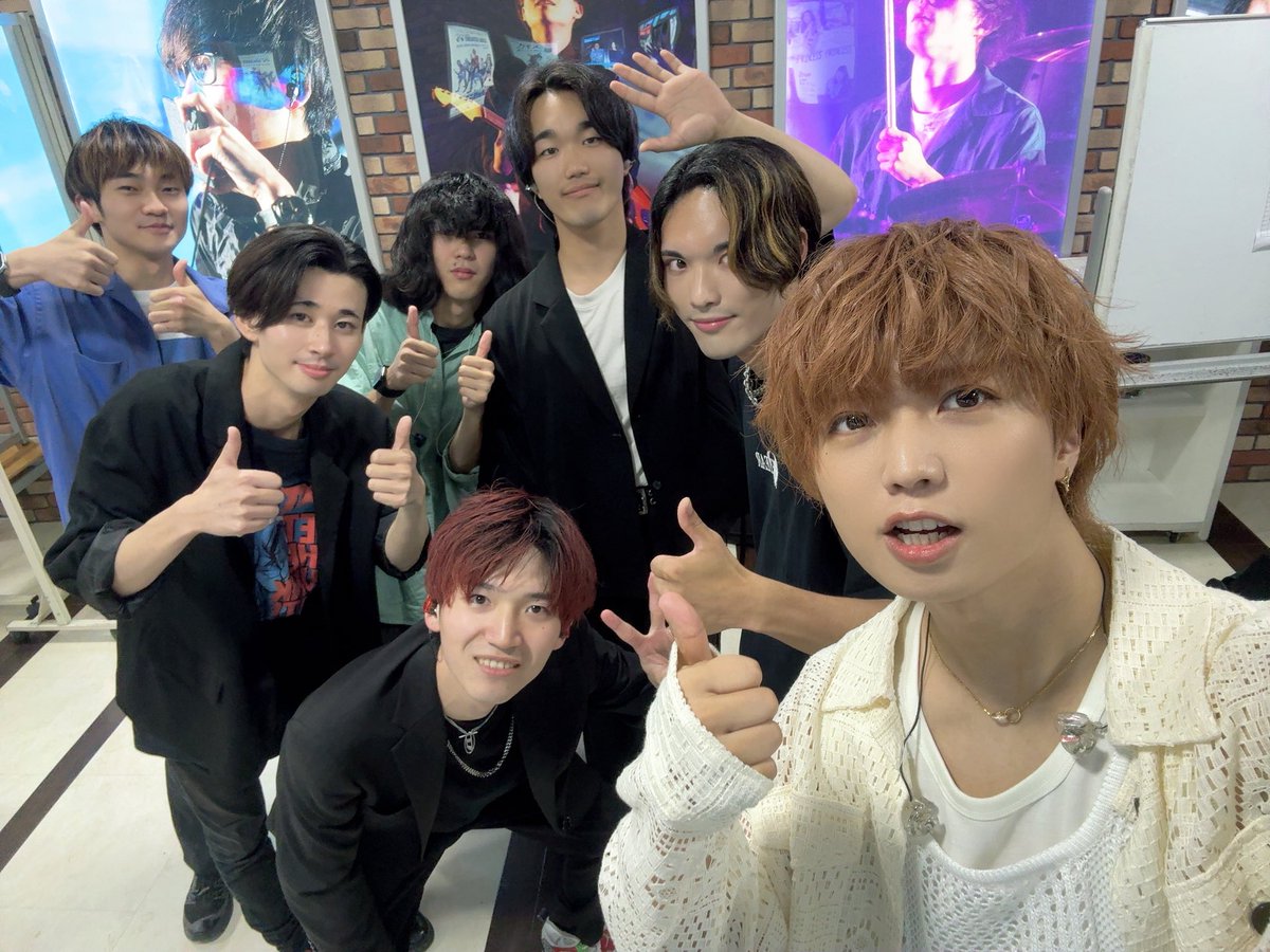 yuya_hozumi's tweet photo. ご来場ありがとうございます!!!
僕たち「ずんだ」です😏😏
生バンドのソロライブ本当にいい経験になりました!!たくさん盛り上げくれてありがとう!!!!!
最高だったよ、またやろう、やらせてください!!!!
#the8nd https://t.co/dYT0SRbPBA