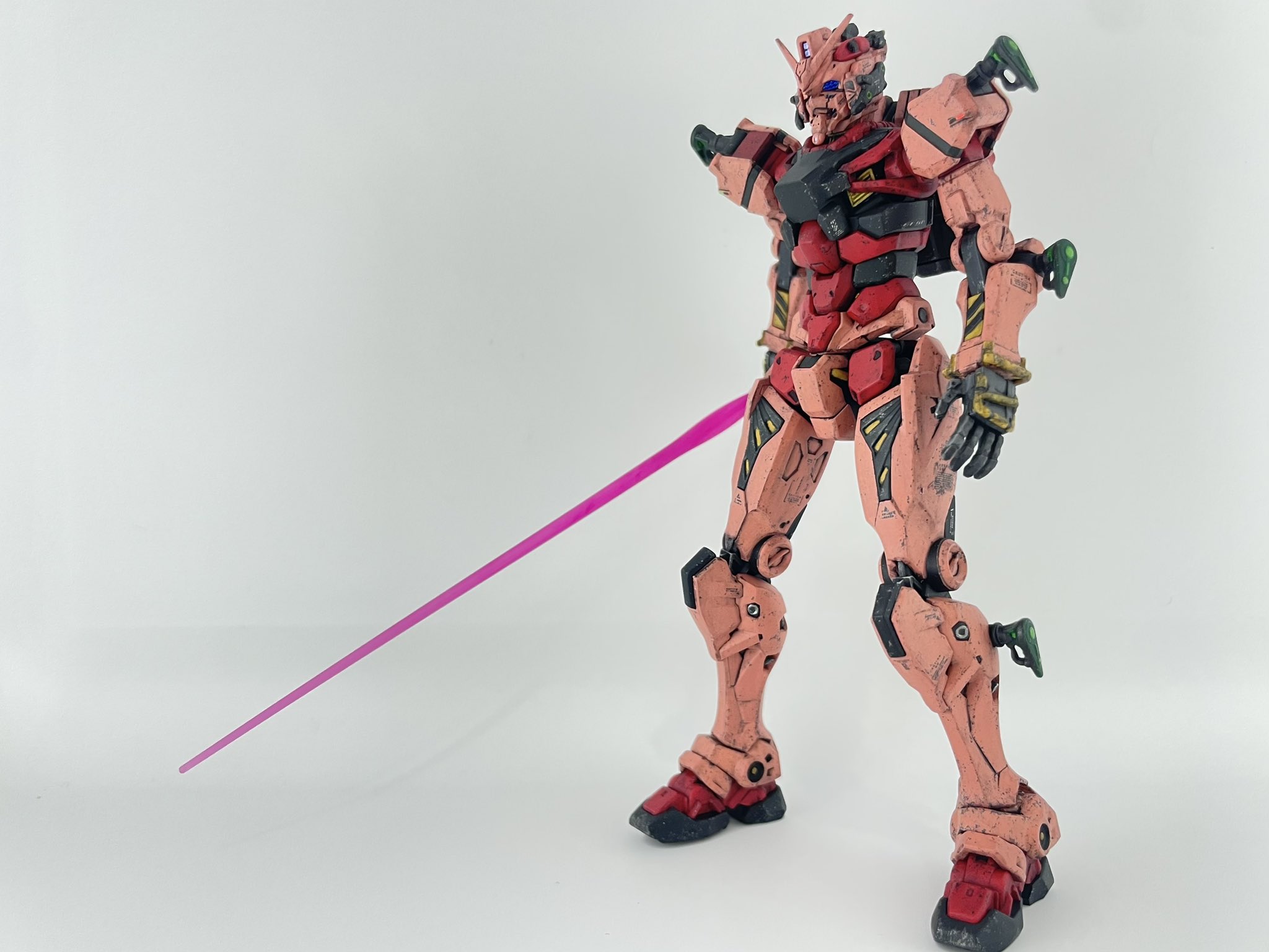 ガンプラ完成品HG赤いガンダム(gMS-α RED GUNDAM) HGGQ gMS-α Red Gundam | Gunpla Wiki | Fandom