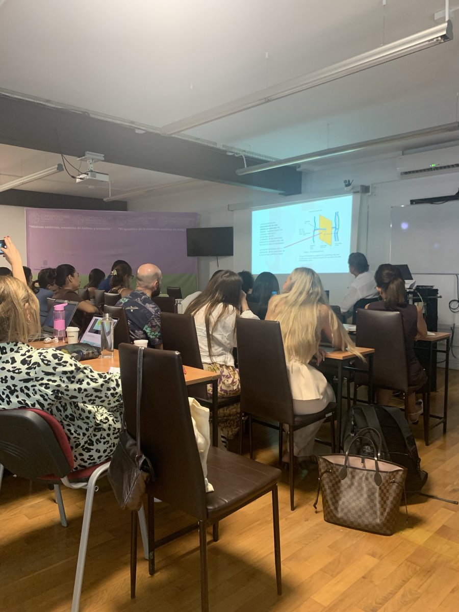 #MásterUniversitario #lipedema <a href="/LipedemaFndn/">Lipedema Foundation</a> <a href="/info_adalipe/">ADALIPE - asociación de lipedema de españa</a> #DrSimarro ⁦<a href="/EsteticaGyn/">GynEstetica</a>⁩