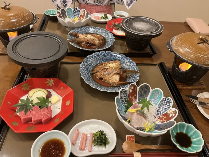 ウッヒョ～!美味そうだなァ!
小松ゥ!トリコォ! 