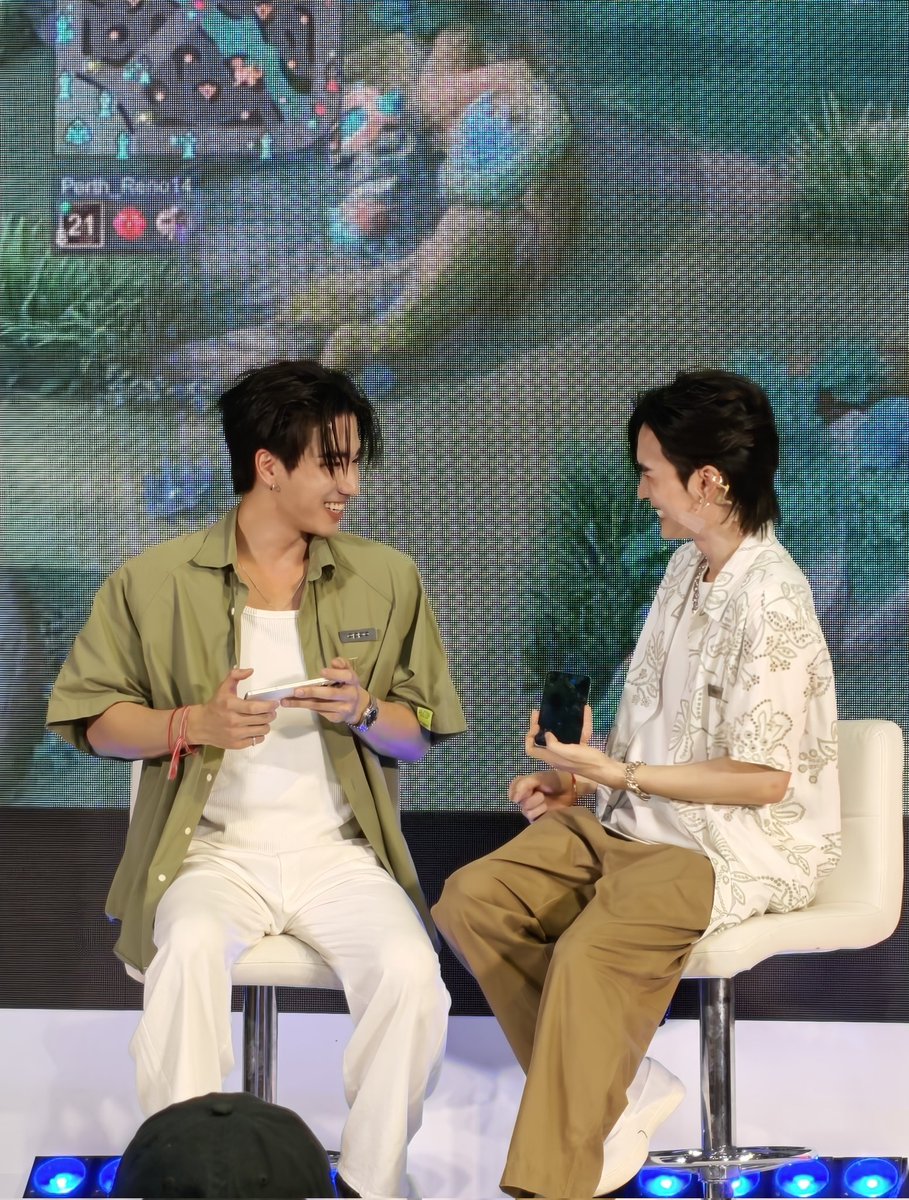 OPPO Thailand tweet media