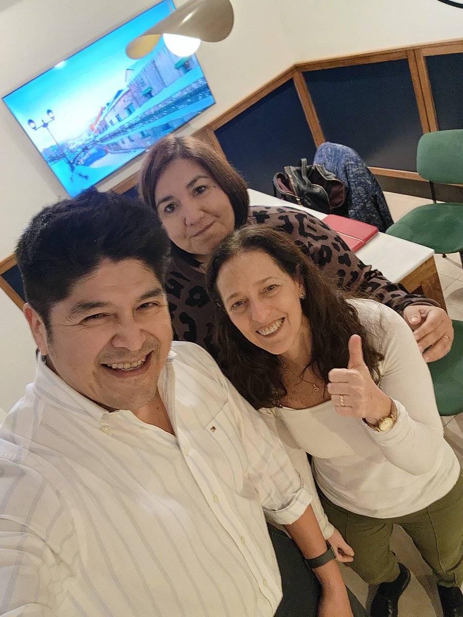 AngelmColque's tweet photo. 🎓 #MPCI
Estamos "craneando" cambios...
Se viene con todo la nueva Cohorte 2026-2027
Nueva modalidad. Más flexible. Más práctica.
Muy pronto novedades.
#MaestriaPCI #SomosAustral #IPC #PCI
@Wcornistein #PaulaCarrizo https://t.co/HBlaEy4CER
