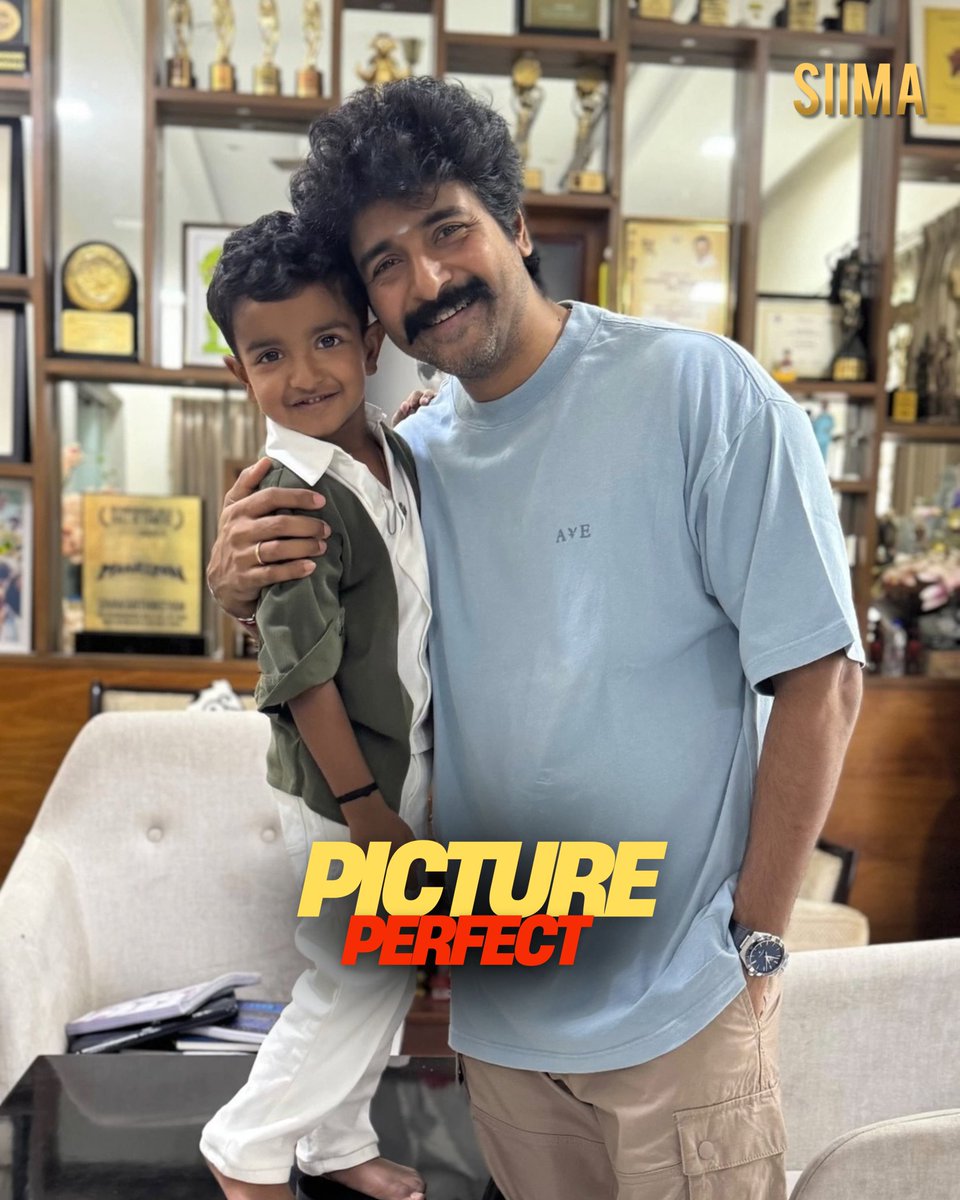 SIIMA (@siima) on Twitter photo Double the charm, double the smiles – Sivakarthikeyan and his little superstar in a picture-perfect moment! 💙👨👦
<a href="/Siva_Kartikeyan/">Sivakarthikeyan</a>
#FatherSonGoals #Sivakarthikeyan #PicturePerfect #SIIMA Double the charm, double the smiles – Sivakarthikeyan and his little superstar in a picture-perfect moment! 💙👨👦
<a href="/Siva_Kartikeyan/">Sivakarthikeyan</a>
#FatherSonGoals #Sivakarthikeyan #PicturePerfect #SIIMA