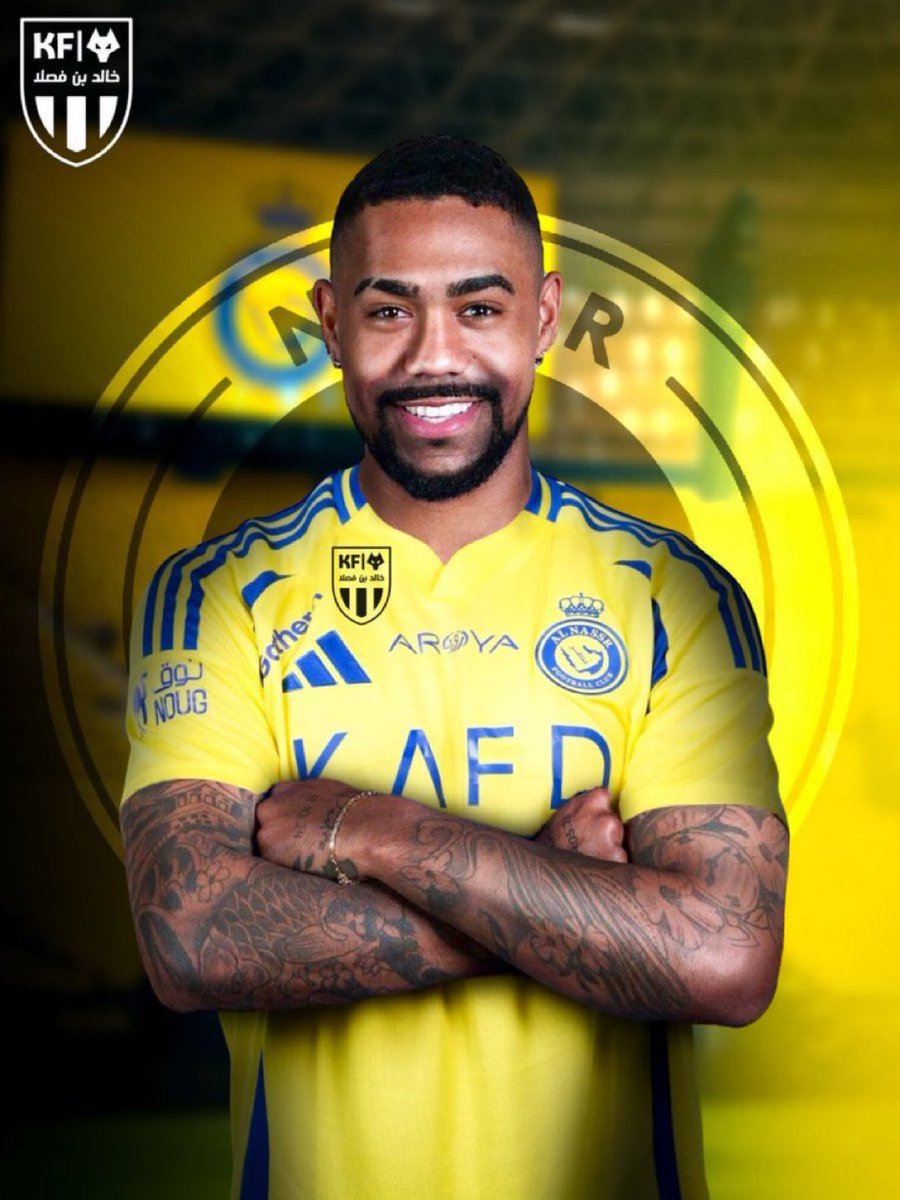 يعطونهم نجوم العالم ويرمون عاهاتهم على الانديه 

ثم يجونك في نهايه الموسم بعد تحقيق البطولات وش بقى من مجد ماحققه الهلال والله الذي لااله الا هو انك ستبقى صغير ووضيع واوصخ نادي بالتاريخ في نظري ياهلال 

تفووووووووووووووووووووووووووووووووو💦💦💦