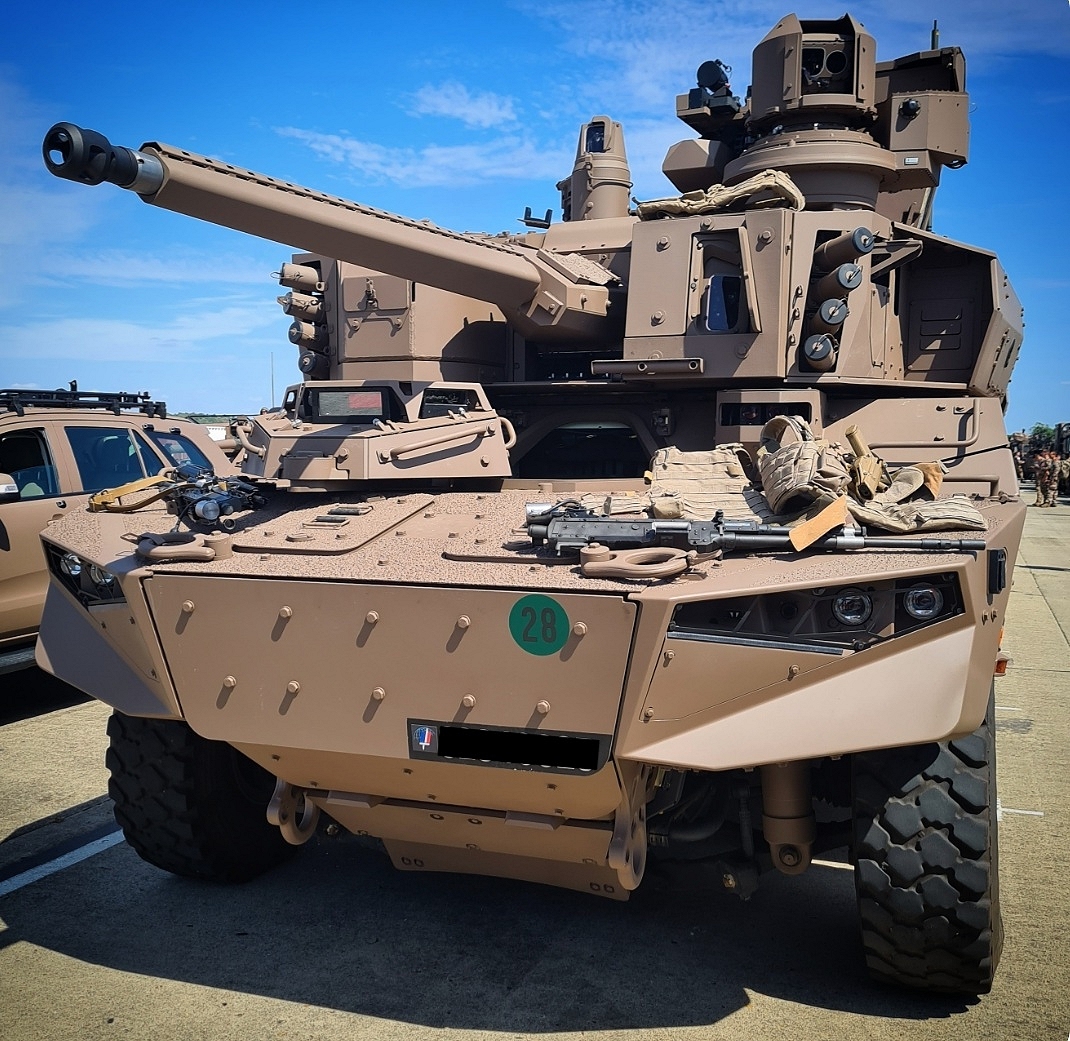 model_miniature's tweet image. Répétitions du 14 juillet 2025  à Brétigny : 11 Jaguar du 1er Régiment de Spahis. Magazines Military-Photo-Report disponible ici : model-miniature.com/category.php?i…
#jaguar #spahis #14juillet #bastilleday #france #french #frencharmy #armee #armeedeterre #soldier #shoot #shooting