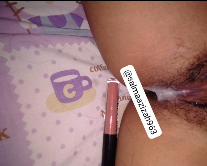 ya ampun, gimana nih salma bru kocok bntr udh crot bnyak😓
maaf, salma sagapung😭