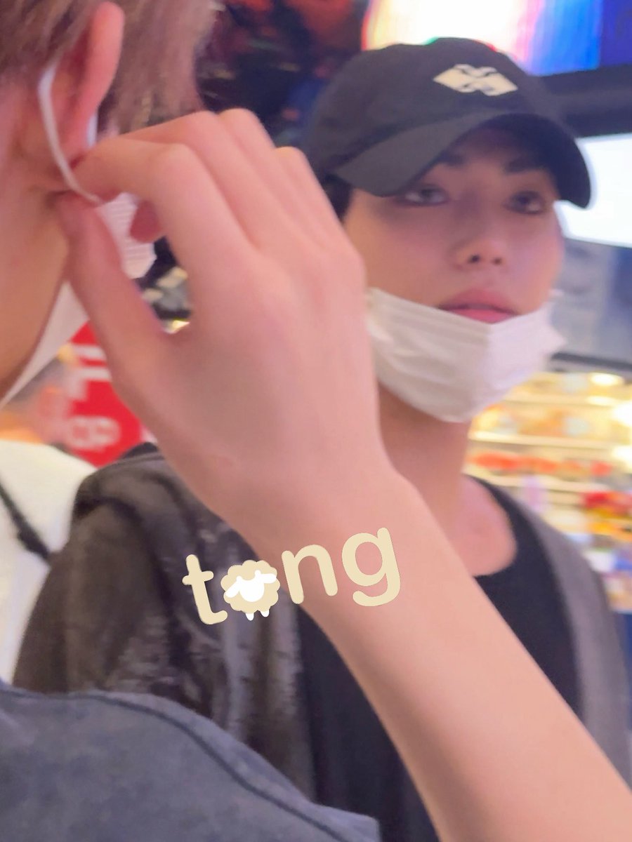 子恒执法嗯嗯好帅
#SHAOZIHENG 
#POLARIX