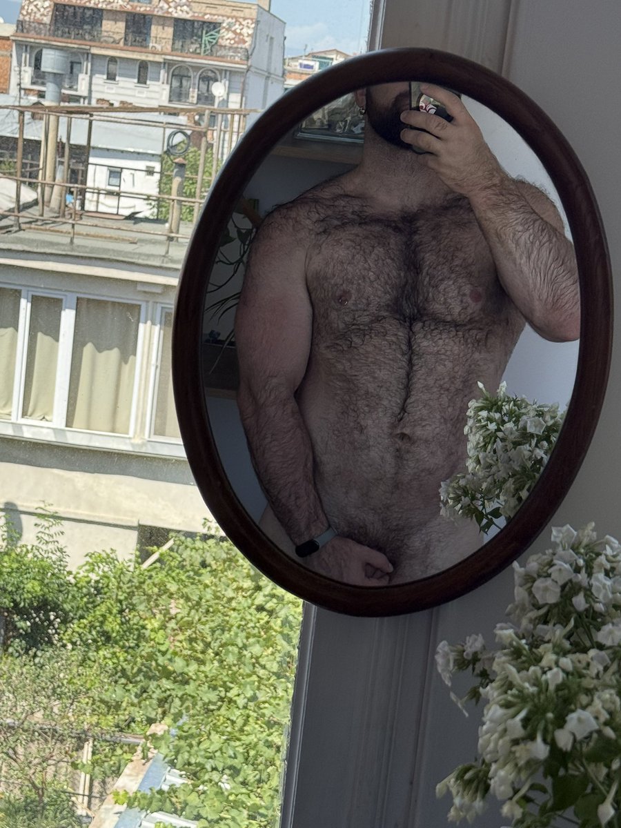 Constantine tweet media