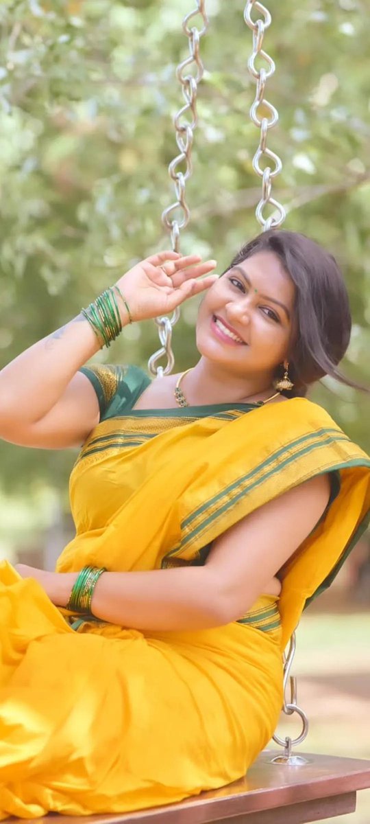 U: en wife ne ninaikira mari la illada kudumba ponnu

Me: Dei potta ipdi solra ethana pathini mundainga kavattaiya virichu pundaiya vettaiyadiruken iva mogarai, ena pakura parvai, idhelam vache solren. Un soothaati pondatiya enaku soothu virikira vapatiya aaka rende naal podhum.