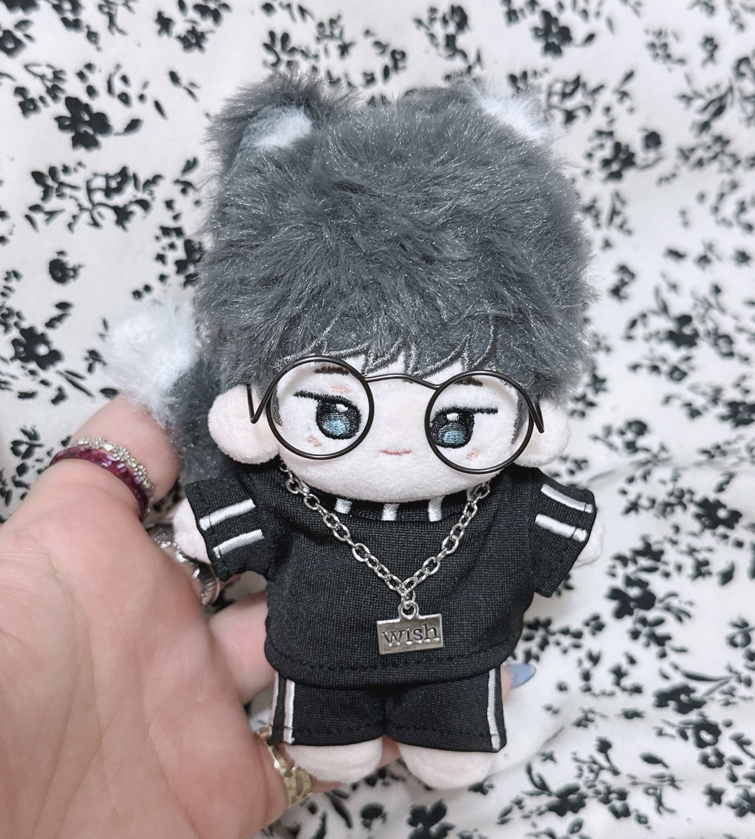 아디다스 날라리 원우를 너무 사랑해☺️
원냥냥 너무 귀여워👍🏻