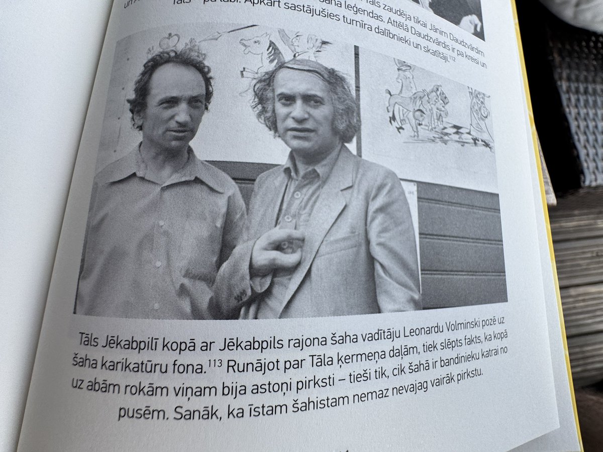 Dziraa's tweet image. Aizraujoša lasāmviela.
Lika atcerēties laikus, kad spēlēju šahu un biju pat Jēkabpils jauniešu čempions (man liekas divas reizes)
*es bildē puika ar džemperi pa vidu.
@atihomirovs