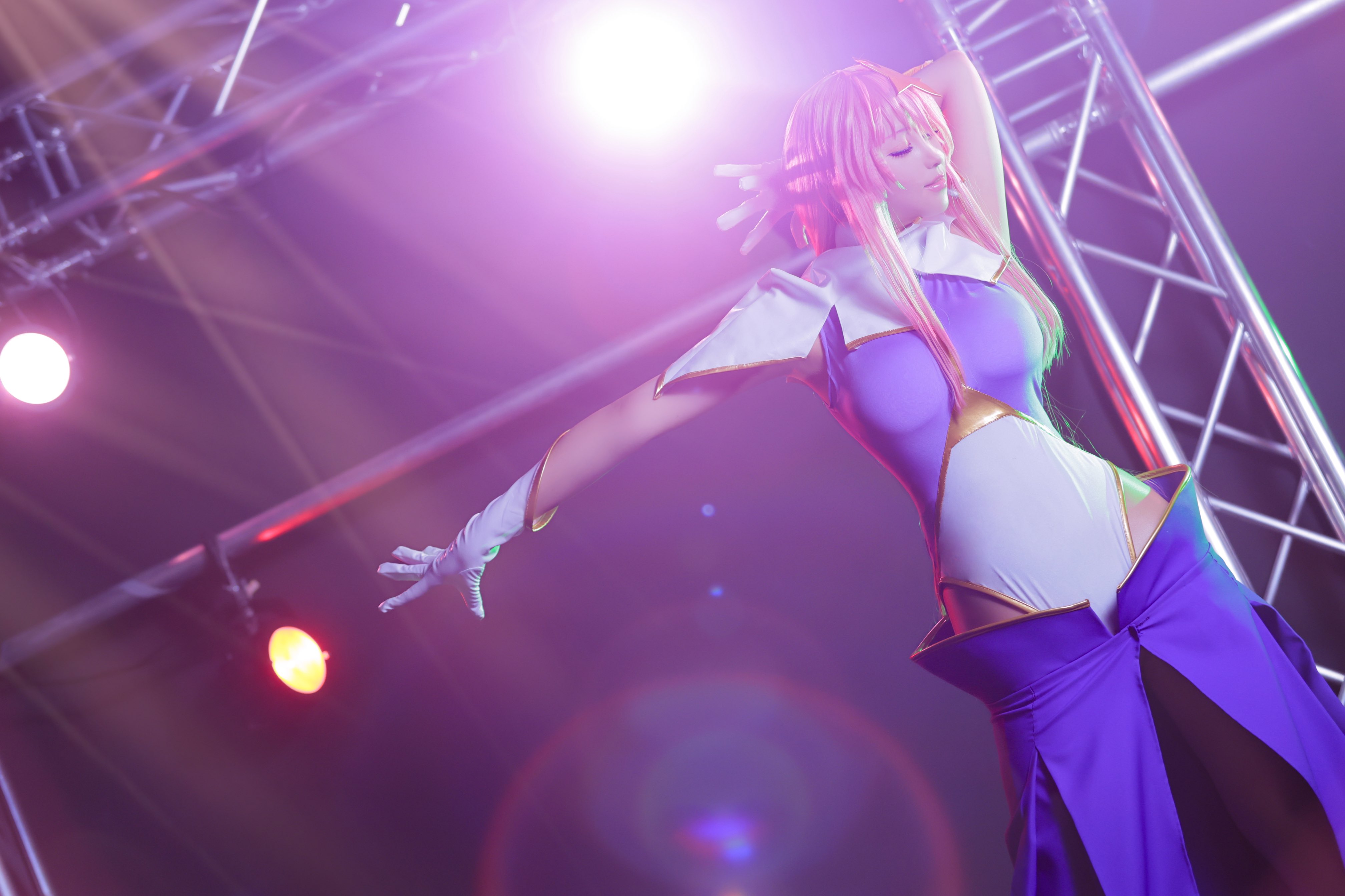 うに様へ♥4/23 CHIGNON シニヨン カットオフ ロゴ ミニ裏毛 プルオーバー 8454