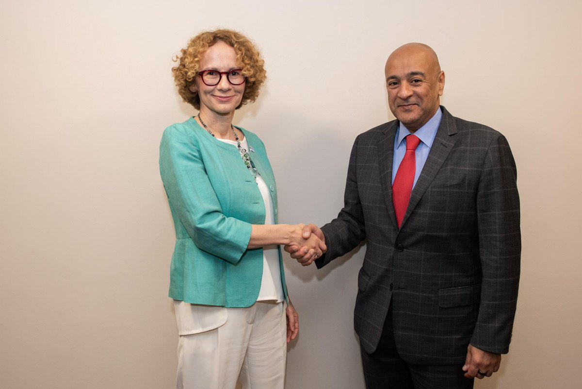 DepSecGenNATO's tweet image. A pleasure to meet with @GCCSG Jasem Mohamed Albudaiwi. Good to discuss the common security challenges we face. Further strengthening our political dialogue & practical cooperation is in the mutual interest of #NATO & its partners in the Gulf region