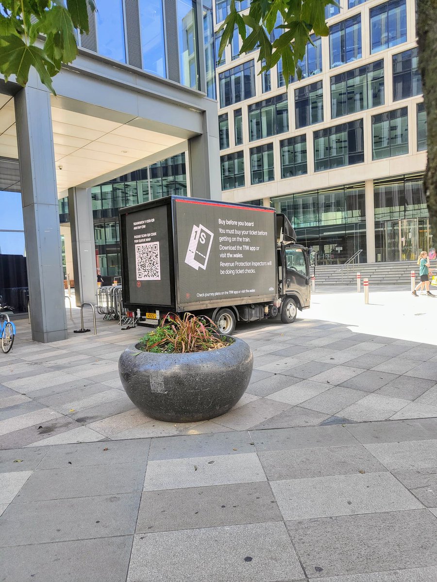 AlexJames_97's tweet image. Another weekend another major event in Cardiff that @istadia are supporting. #technology #eventscreens