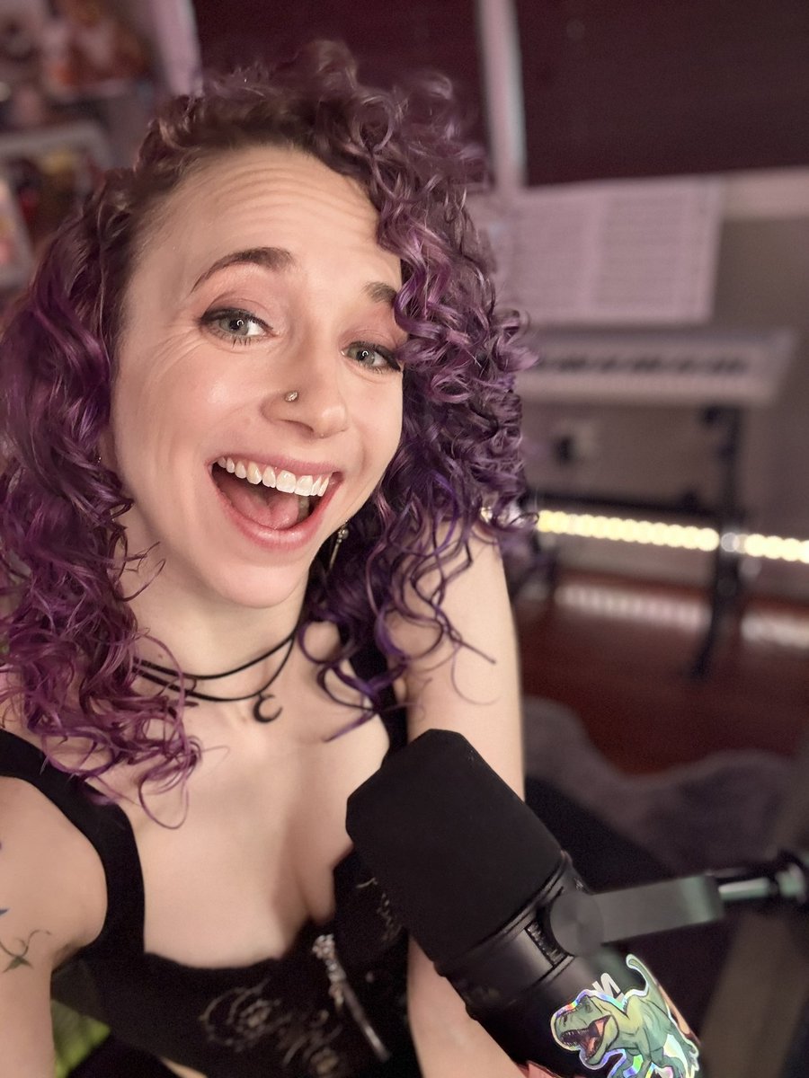 curlybdancer's tweet image. Today I’m trying my first challenge run on stream ever! We are going to do Durge Honor mode in BG3! I’m nervous and excited!!
┆
┆
╰┈➤ˎˊ˗ twitch.tv/curly
╰┈➤ˎˊ˗ youtube.com/@curlybdancer