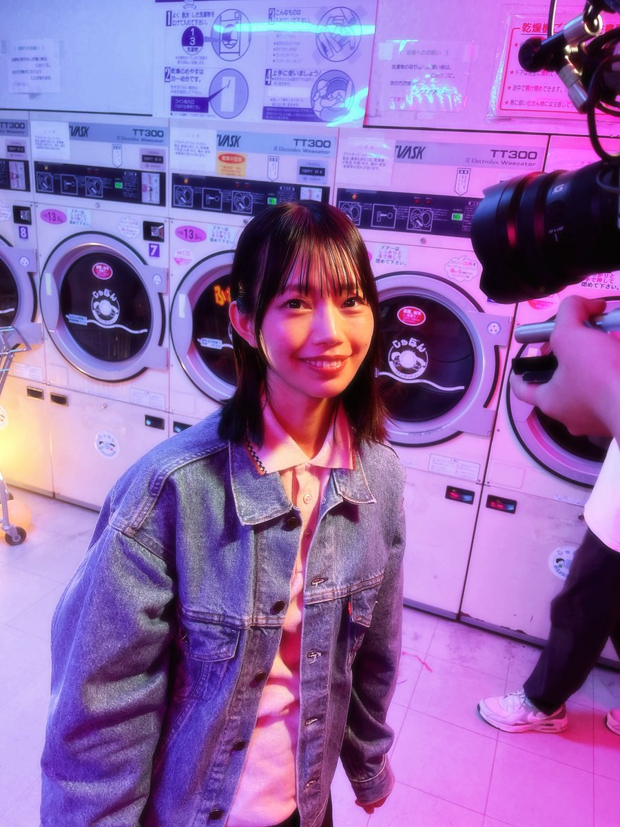 【 - ̗̀📣MV公開 】

夏目綾が出演させていただいている
Music Videoが公開されました🍹🎞⟡.·

『 ジンジャーエール / 冴夜 』

🎥 youtu.be/ddE9dDT7d2E

#冴夜 ( <a href="/_saenaiyoruni/">冴夜 saya</a> )
#アイペコ #idealpeco #夏目綾