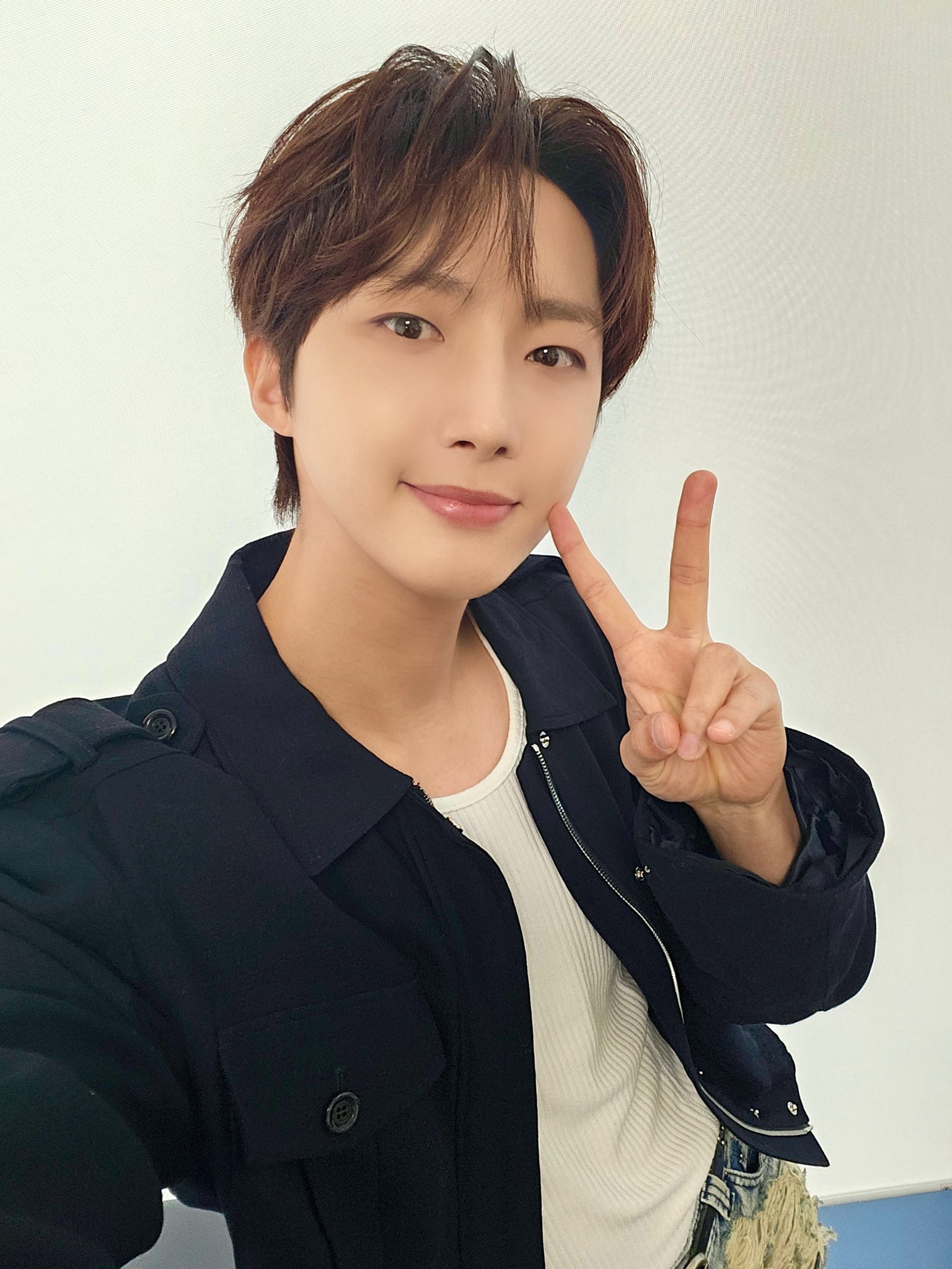 PENTAGON キノ 私物 960px-PENTAGON_KINO2024(1).jpg