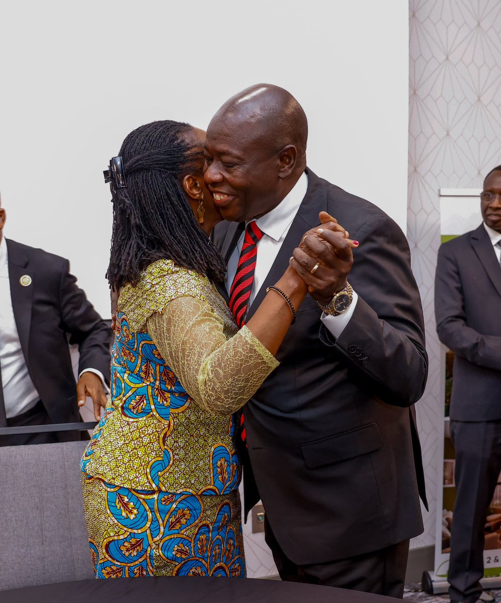 Kimuzi tweet media