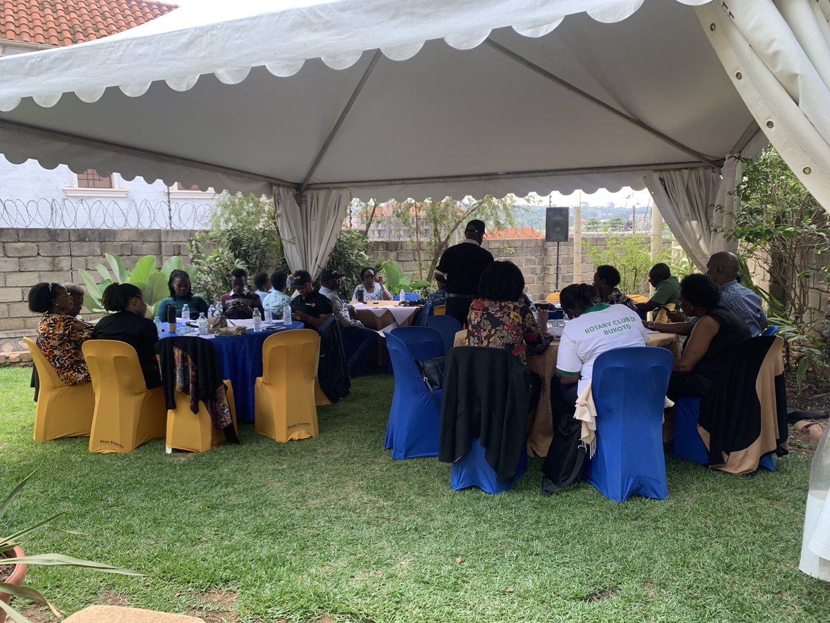 Rotary_Bukoto's tweet photo. Very engaging and deep sessions #TRF #serviceaboveself #growingtoserve #rotaryclubofbukoto retreating. https://t.co/Y4PGlbDnd7