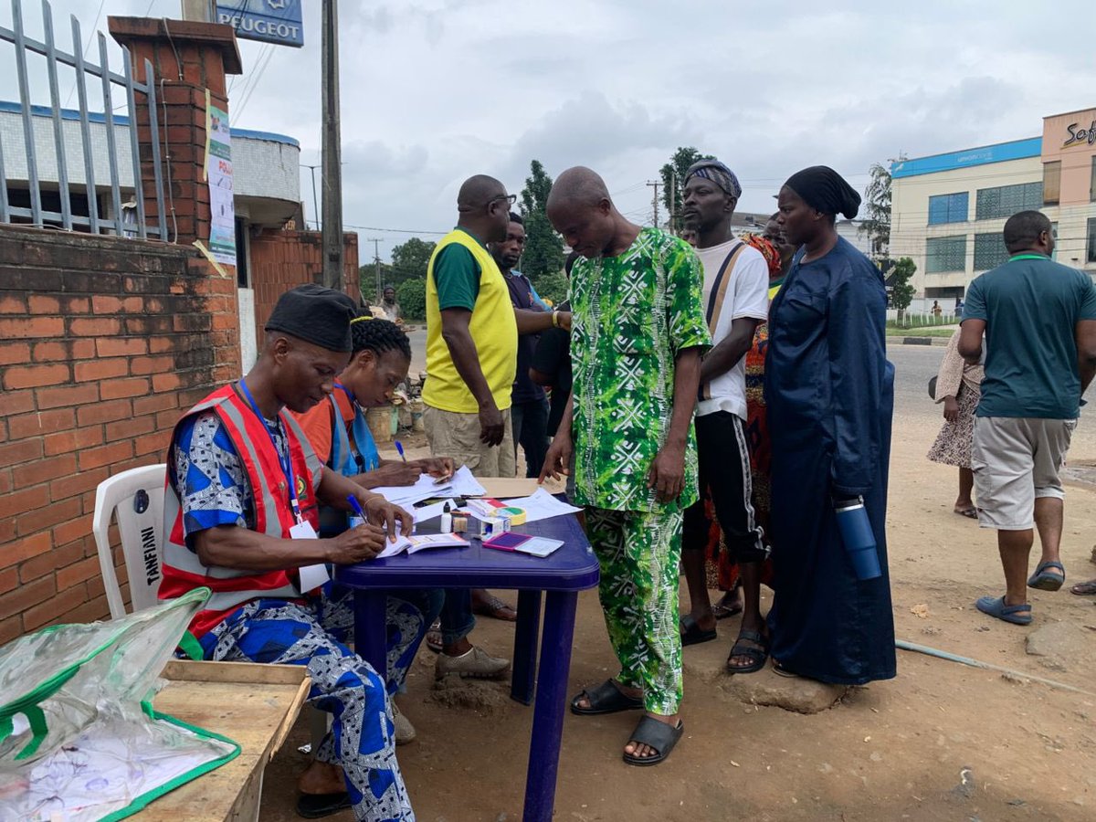 PredatorF2's tweet image. 📍Lagos State LG Election (Ongoing):

Voters are out to elect their preferred candidates. But will the people’s choice truly stand this time? Nigeria’s democracy faces yet another credibility test.
#LagosElections2025 #NigeriaDecides #DemocracyInQuestion