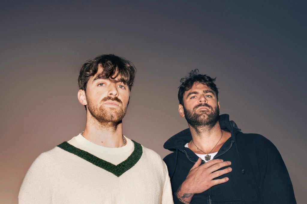 robindavidman's tweet image. Friday Dance Music Guide: The Week’s Best New Tracks From The Chainsmokers, Kiesza &amp;amp; Peaches, Chris Lake &amp;amp; More buff.ly/DeO8pCF
#TheChainsmokers #Kiesza #Peaches #ChrisLake #JaydaG #BarryCantSwim #JamieJones #BabyRose and more...