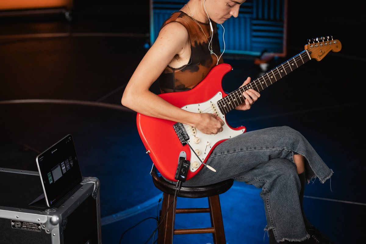 Fender_Official's tweet image. 超小型パーソナルギターアンプ「Mutang Micro Plus」
25種類のアンプとエフェクトモデルを内蔵し、Fender Tone Appに対応した編集と保存が可能な100のプリセットスロット、内蔵チューナー、ディスプレイつき。
Bluetoothオーディオストリーミング機能も搭載🎸
詳しくは⏩jp.fender.com/products/musta…