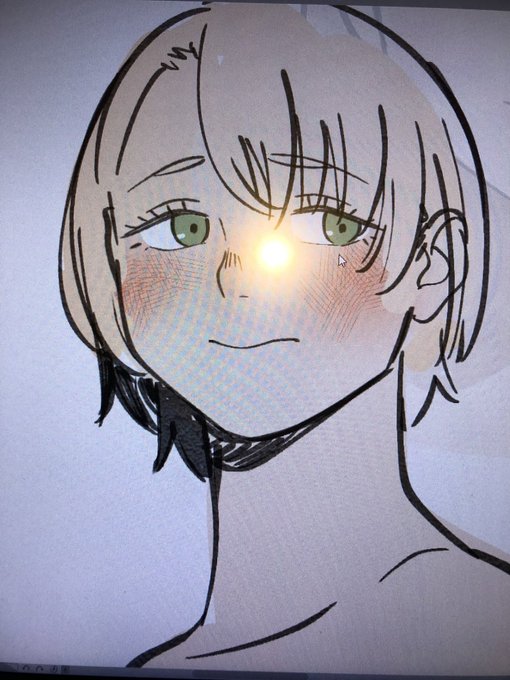 赤く染まった頬の表現にカケアミツールを使うとしっくりきたので今後も使っていく。
以前はなんか違うなと思いながらひたすらに斜線を引いていた。
独特の温かみ、優しさが欲しかった。
時短になるしアナログ感も出ていい感じ☺️ 