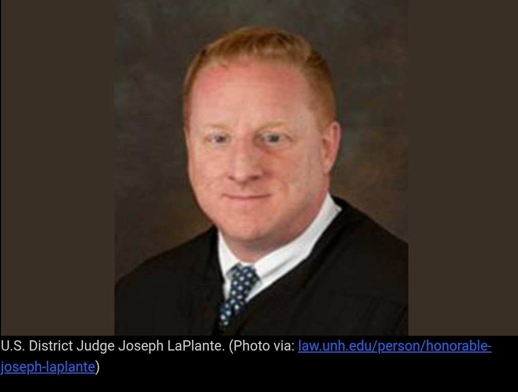 What a stupid ass judge 👇👇