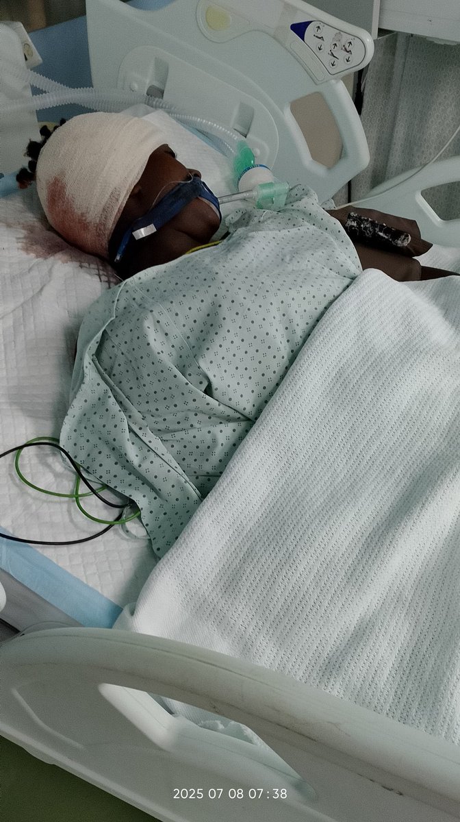 This is jackie. A stray bullet hit her on saba saba on the stairs,she passed away in KU referal. Her relative says

 “We have been told to wait since Wednesday ati wanafanya postmortem of which haijawahi fanywa.  We were sent to githu 44 police station ili wakuje wasign but they