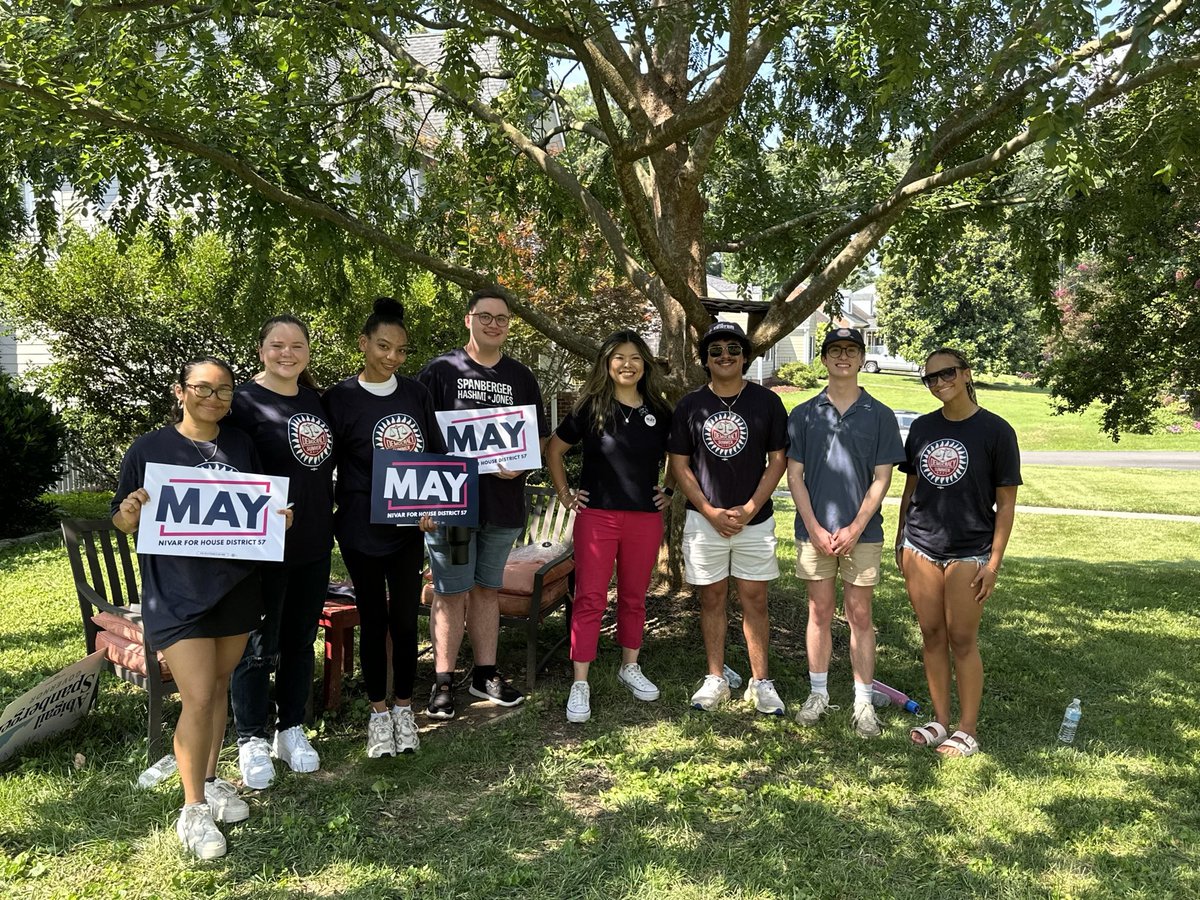 WHAT A LAUNCH! Thank you to my friend <a href="/MarkWarnerVA/">Mark Warner HQ</a> for kicking off our first canvass of the general election — it was a packed house! 

I’m grateful for all of our fantastic volunteers and the Democracy Summer fellows who came out to knock in House District 57 today.