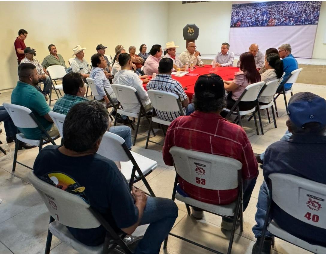 Omar Guillen Partida (@omar_gp1) on Twitter photo Agradecemos la invitación de la UGOCP, a la reunión de trabajo con el Presidente del Congreso del Estado <a href="/DelValleColosio/">Omar Del Valle Colosio</a> , con los temas de: Agua, Presupuesto participativo, y Trato equitativo por zonas económicas. Agradecemos la invitación de la UGOCP, a la reunión de trabajo con el Presidente del Congreso del Estado <a href="/DelValleColosio/">Omar Del Valle Colosio</a> , con los temas de: Agua, Presupuesto participativo, y Trato equitativo por zonas económicas.