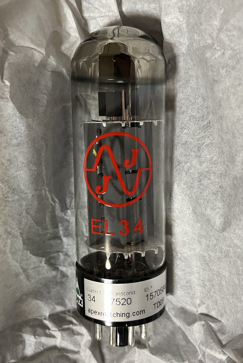 nao_shapes's tweet image. 真空管 #EL34 管 🥺ﾃﾞｼ
#JJElectric 😳💡