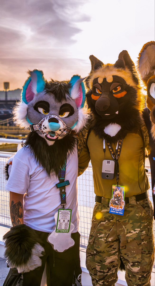MaximMalinois's tweet image. I forgot about #FursuitFriday 😭 Well, here’s to #FursuitEveryday!

Also finally debuted my eyelids from my maker. How do you think they look?

🐶: CodyBullock24 on TikTok